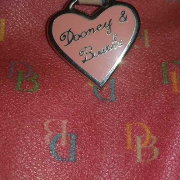 Dooney & Bourke Handbags - Dooney & bourke hand bag